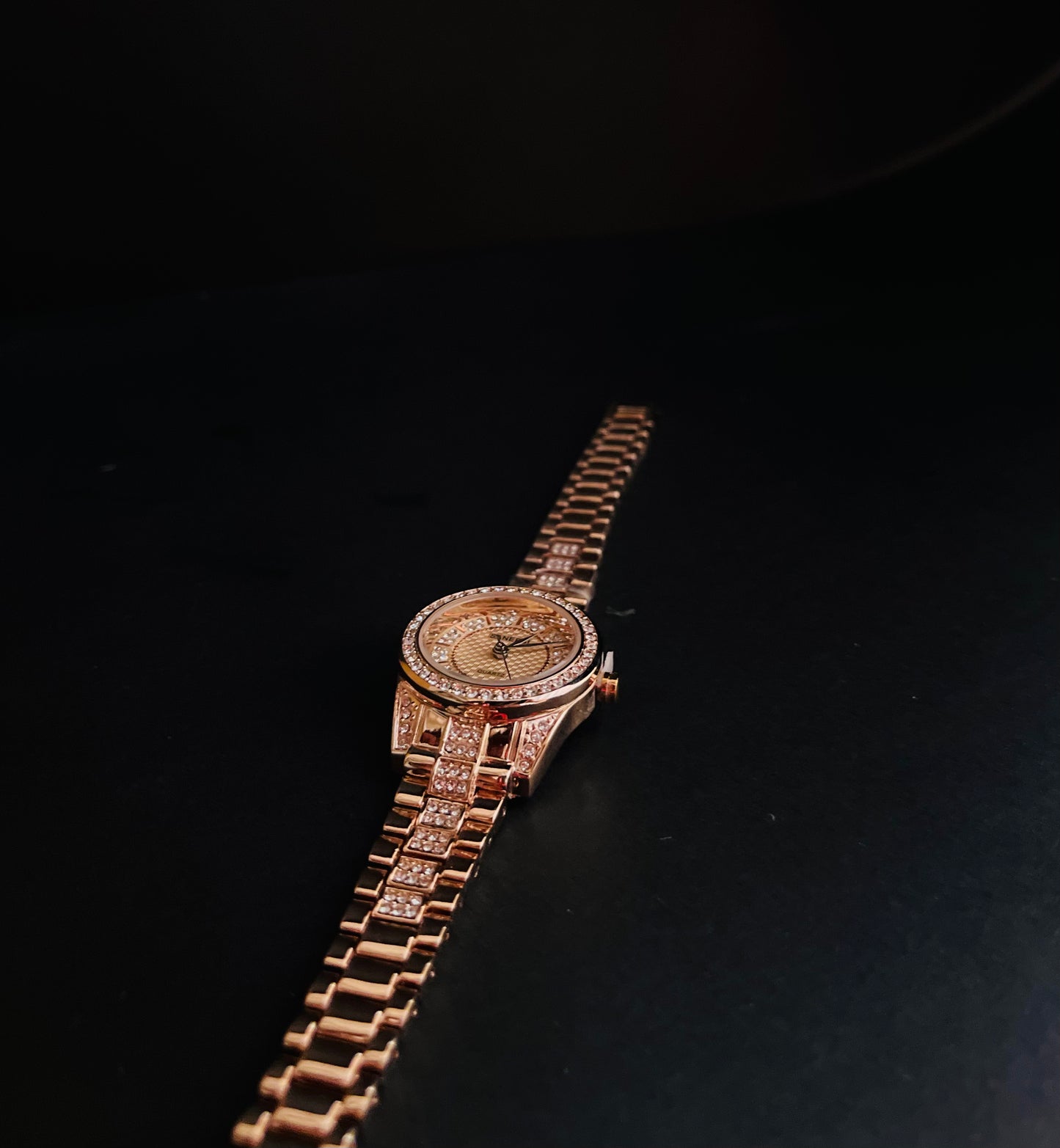 SANEESI S-1001 Women’s Watch