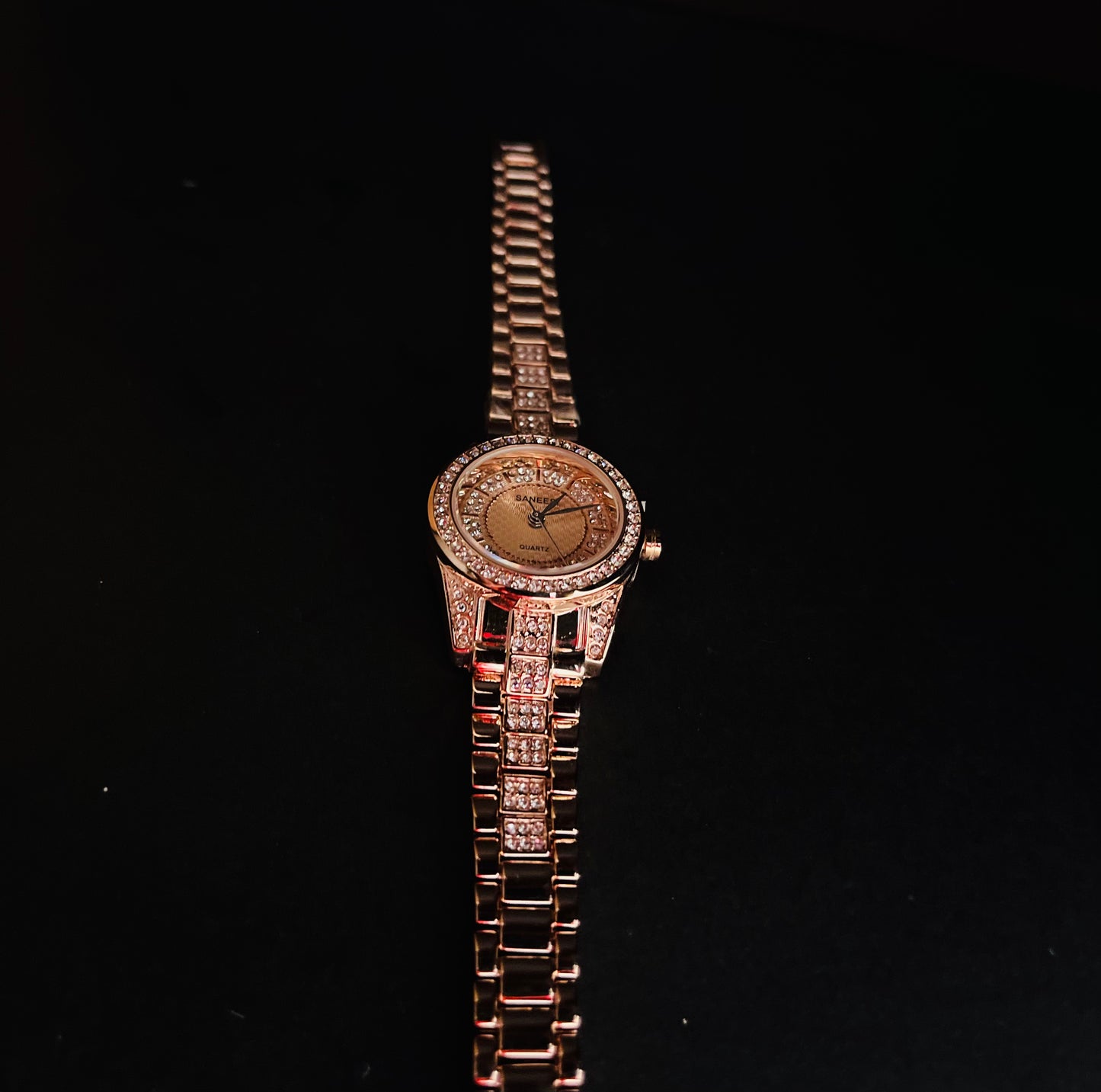 SANEESI S-1001 Women’s Watch