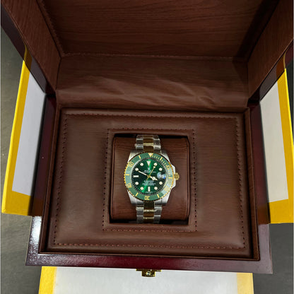 Submariner Date | 41mm | Oyster | Green