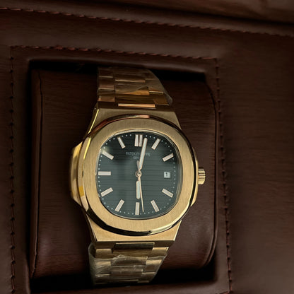 Nautilus 5711R | Black Dial | Rose Gold| 40.0 mm| Self Winding